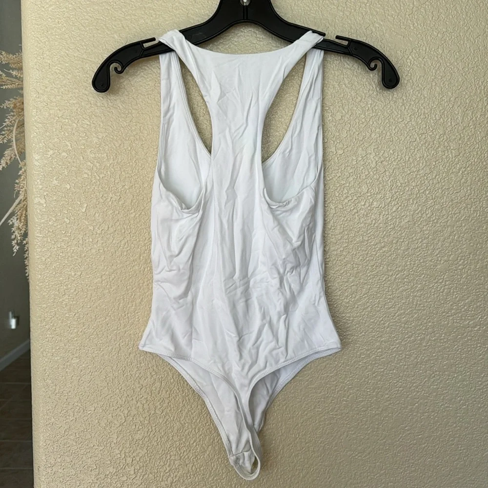 Aritzia - Babaton Razorback Bodysuit - Picture 6 of 6